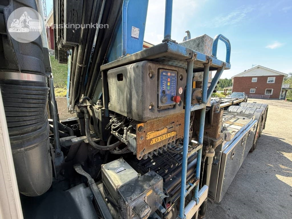 Crane truck Volvo FM 330: picture 43