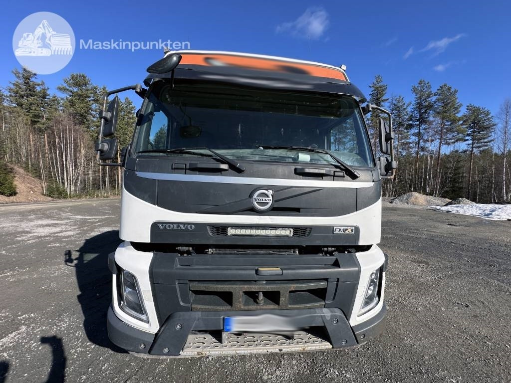 Volvo FMX 500 - Hook lift truck: picture 3 Volvo FMX 500 - Hook lift truck: picture 3