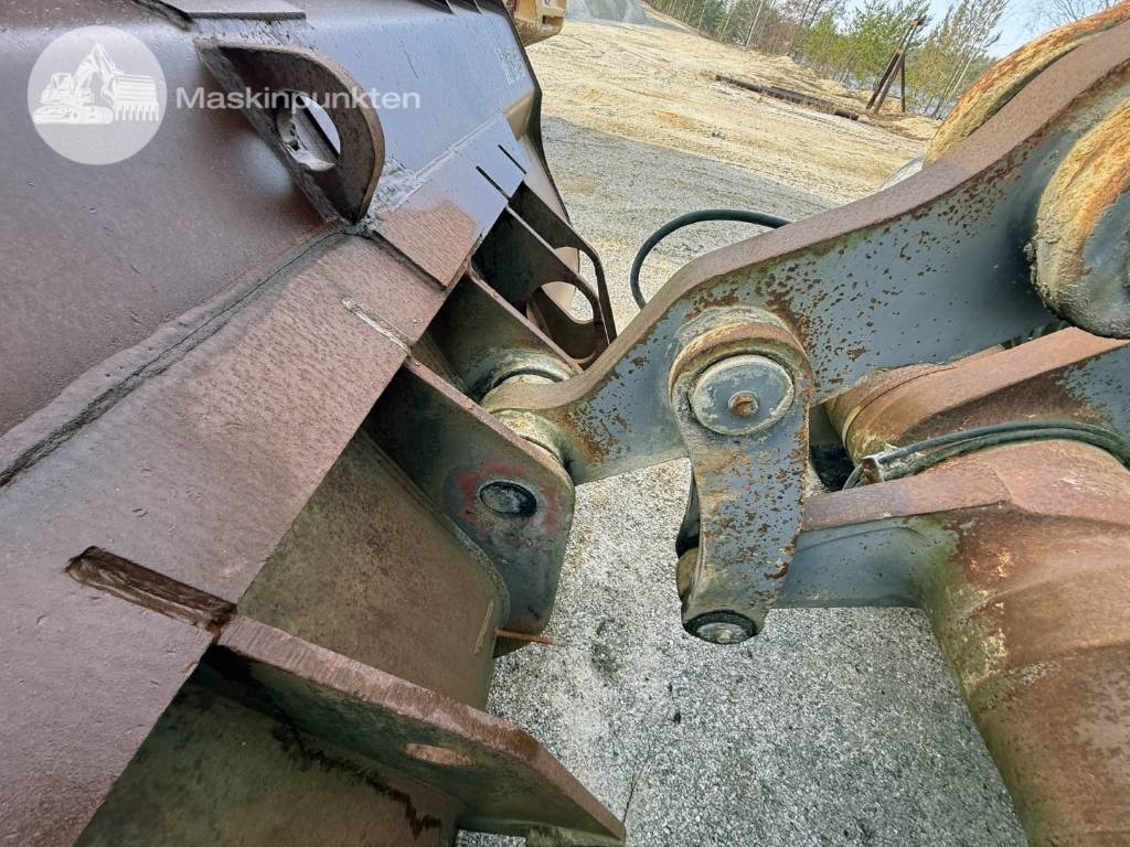 Wheel loader Volvo L 120 C: picture 31