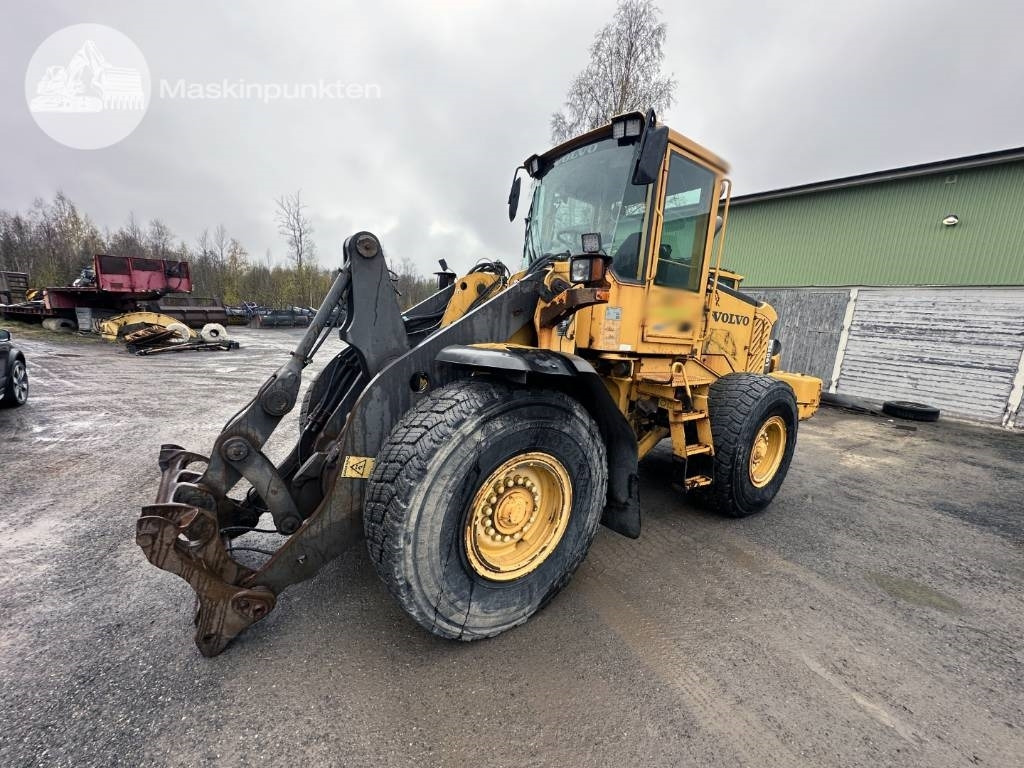 Volvo L 90 E - Wheel loader: picture 2 Volvo L 90 E - Wheel loader: picture 2