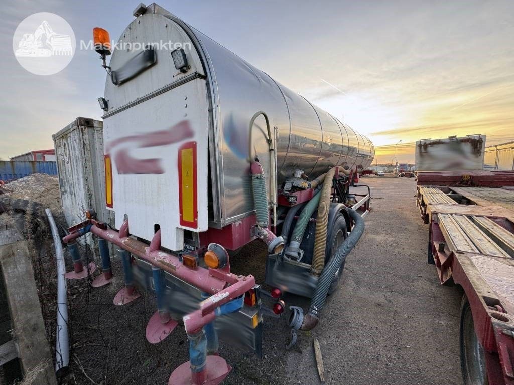 Wedholms DK 345-16 - Tank semi-trailer: picture 5 Wedholms DK 345-16 - Tank semi-trailer: picture 5