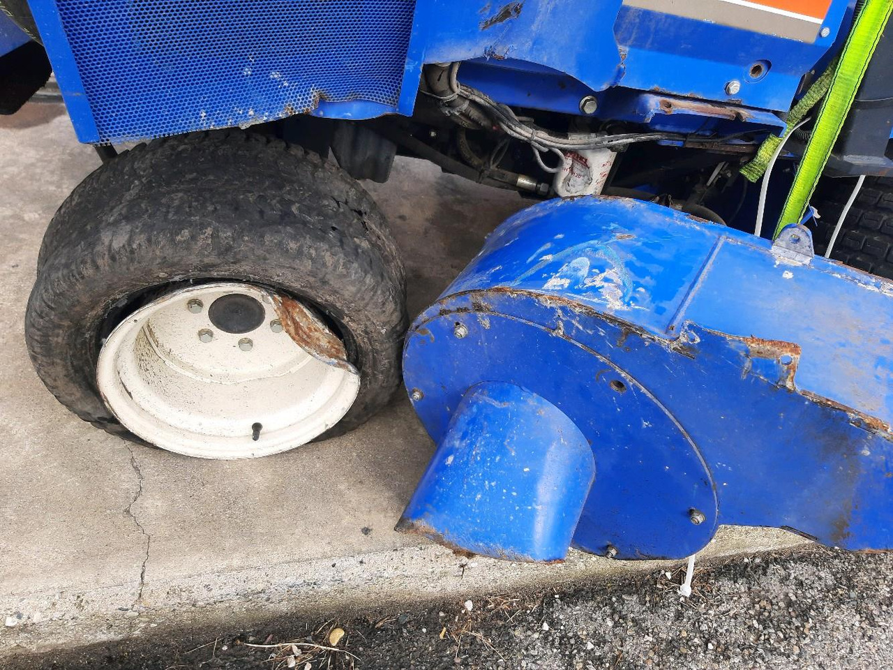 Garden mower ISEKI SF370: picture 17