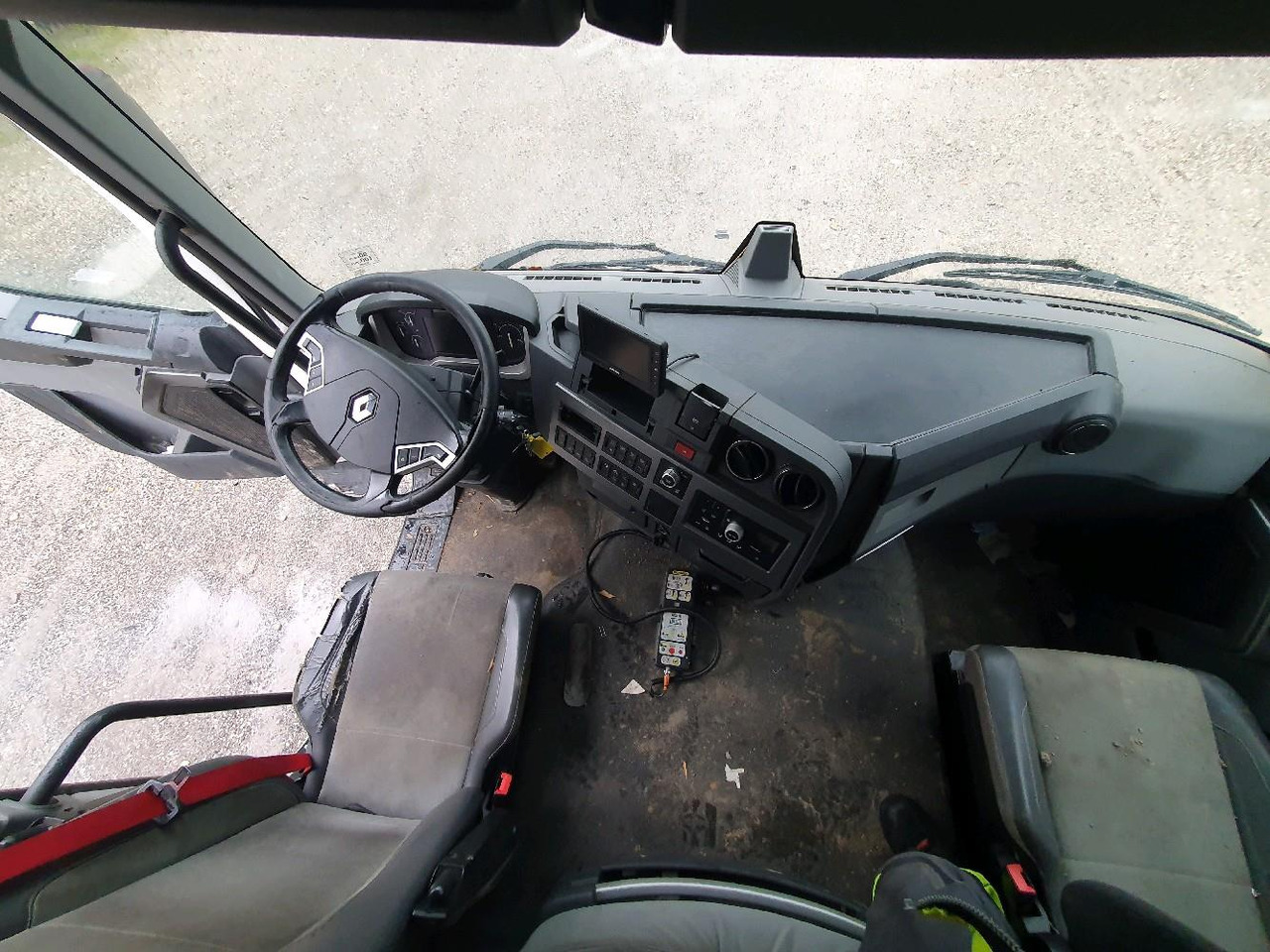 Hook lift truck RENAULT C 480 P6X2 AMPIROLL: picture 13