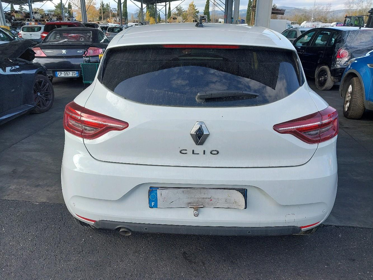 RENAULT CLIO V 1.0 TCE 90 EVOLUTION - Car: picture 5 RENAULT CLIO V 1.0 TCE 90 EVOLUTION - Car: picture 5