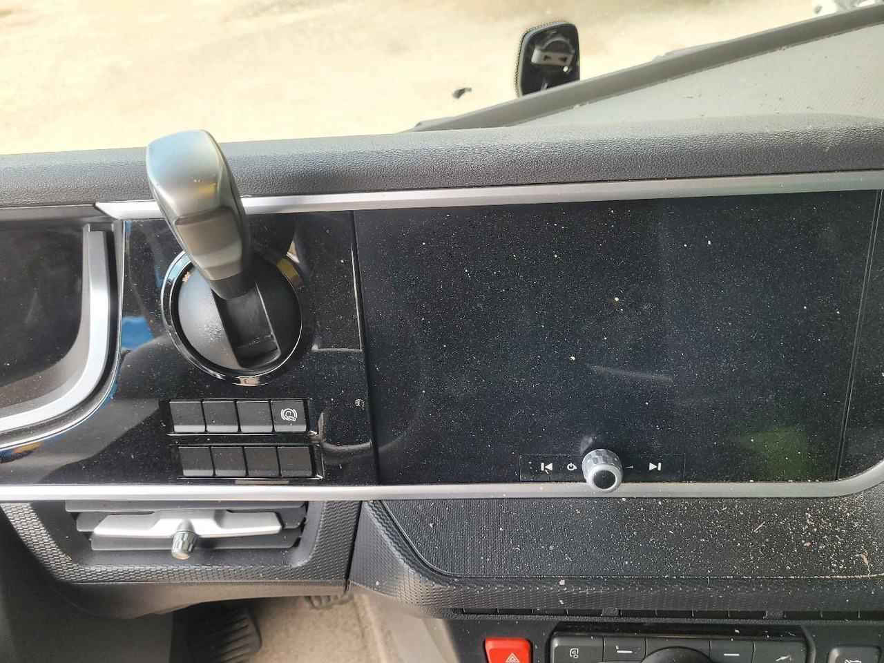 Tractor unit DAF NGD480: picture 13