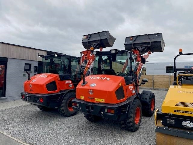 Kubota R 090 - Wheel loader: picture 2 Kubota R 090 - Wheel loader: picture 2