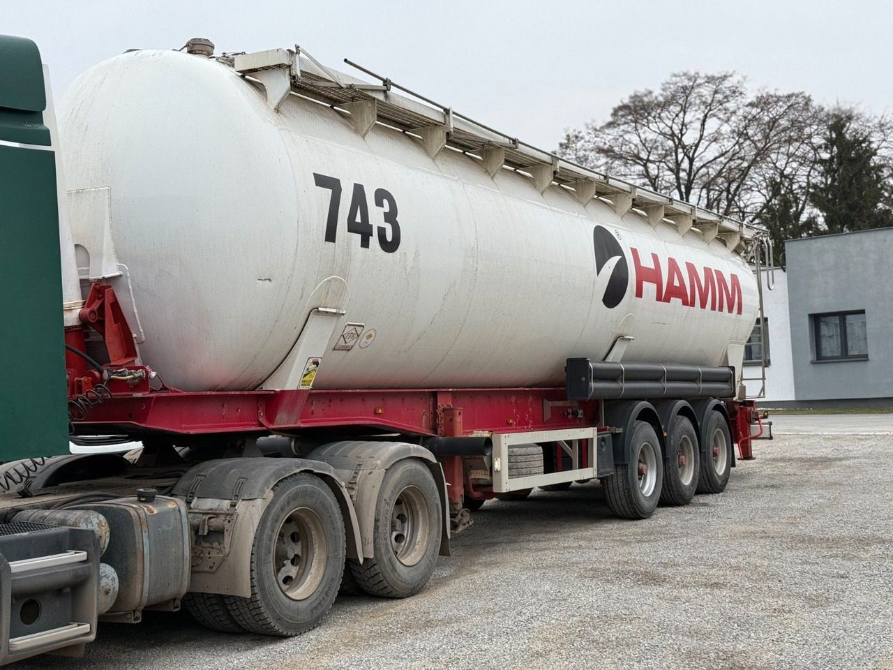 Feldbinder KIP 60.3 SILO AXLE BPW - Silo semi-trailer: picture 3 Feldbinder KIP 60.3 SILO AXLE BPW - Silo semi-trailer: picture 3