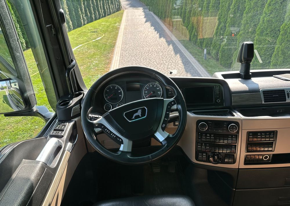 Tractor unit MAN TGX 18.580 D38 XXL RETARDER: picture 11