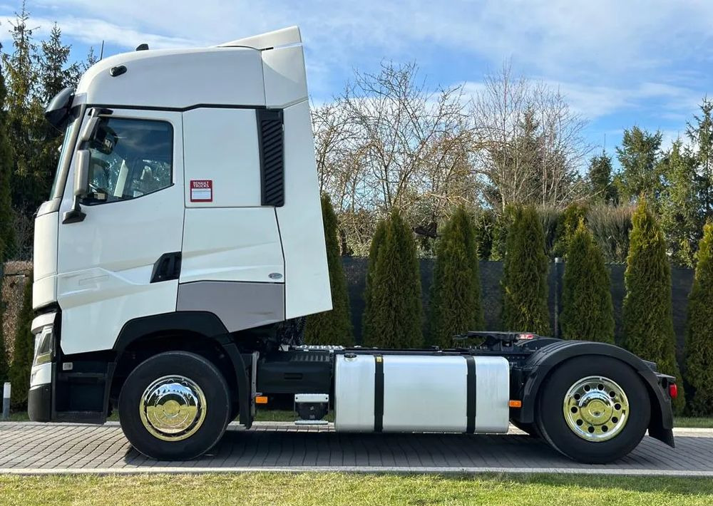 Tractor unit Renault T 520 HIGH: picture 9 Tractor unit Renault T 520 HIGH: picture 9