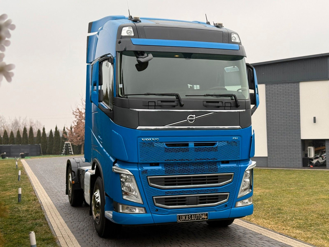 Volvo FH 500 HYDRAULIC - Tractor unit: picture 3 Volvo FH 500 HYDRAULIC - Tractor unit: picture 3