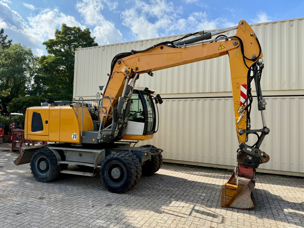 Liebherr A916 / Deutsche Maschine / Löffel + Greifer - Wheel excavator: picture 4 Liebherr A916 / Deutsche Maschine / Löffel + Greifer - Wheel excavator: picture 4