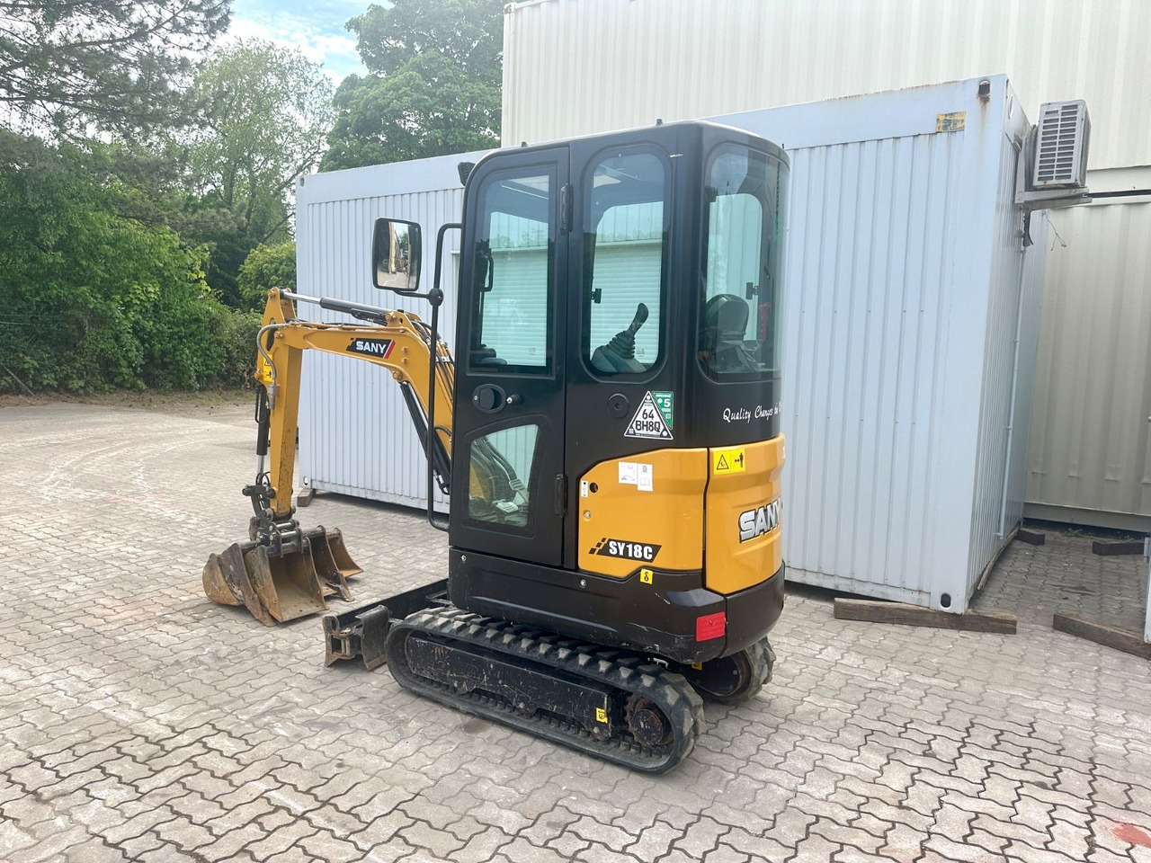 Sany SY18C / 2023 BJ / 181 H / 3 x Löffel - Mini excavator: picture 3 Sany SY18C / 2023 BJ / 181 H / 3 x Löffel - Mini excavator: picture 3