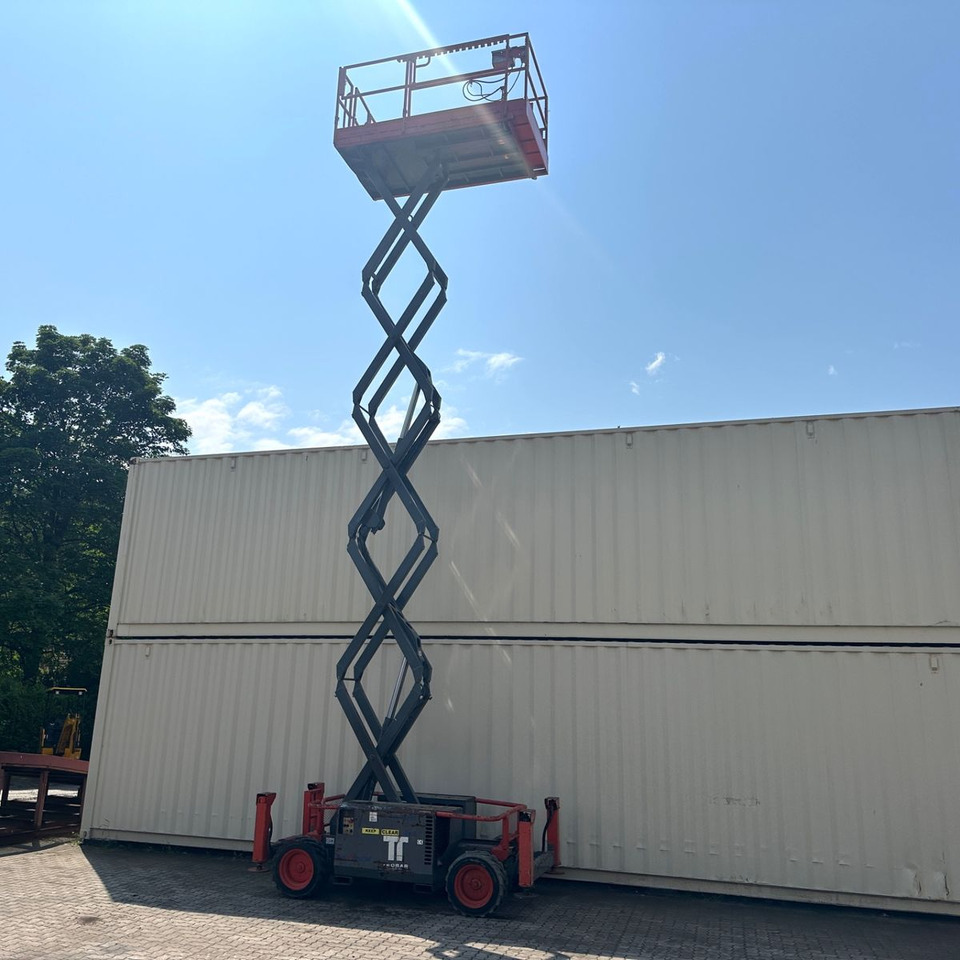 Scissor lift Skyjack SJ6832RT 4x4 Diesel, 11.8 Meter, 1.493 H: picture 7