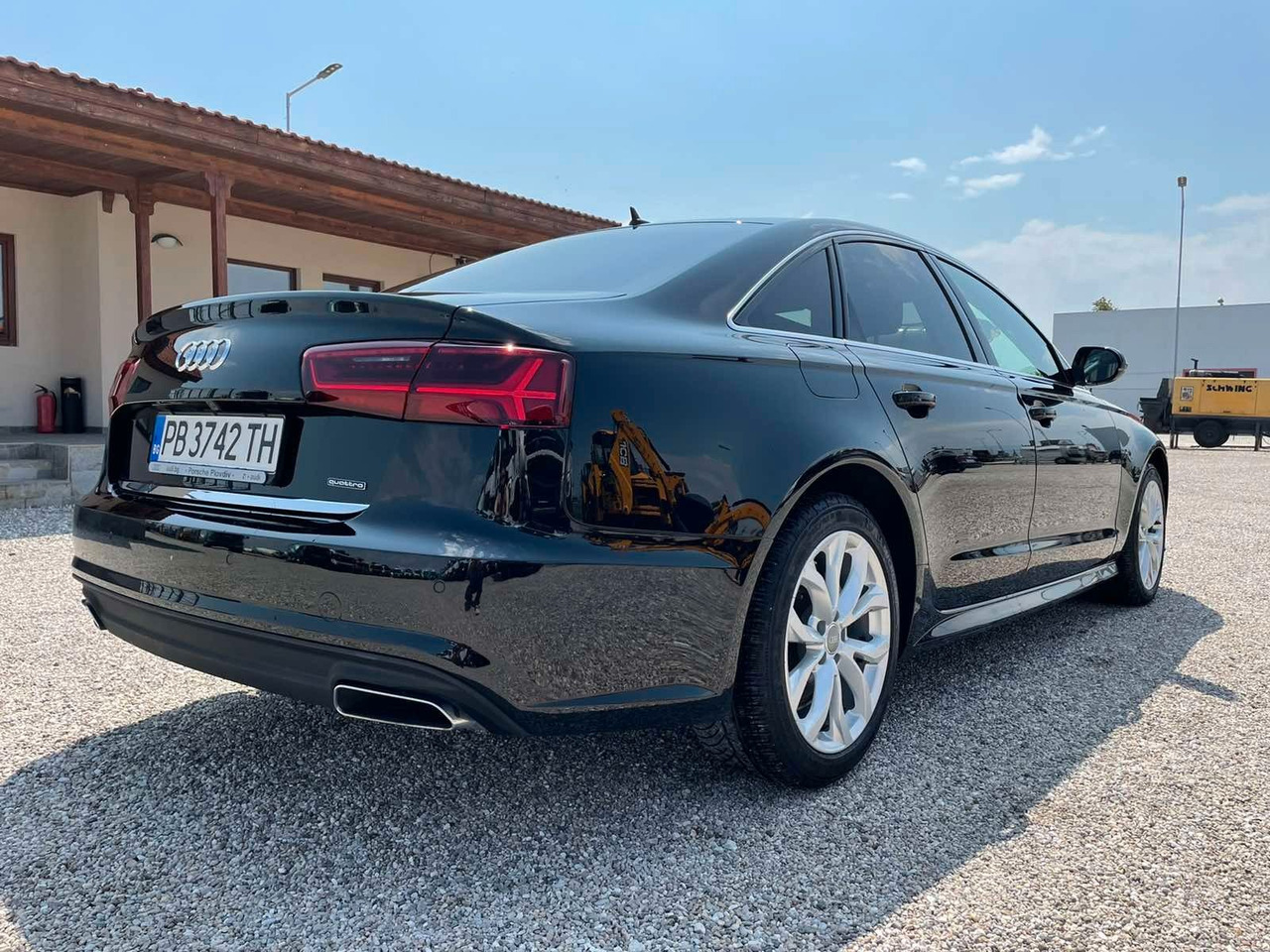 Sedan Audi A6 2.0 TDI S tronic quattro: picture 7