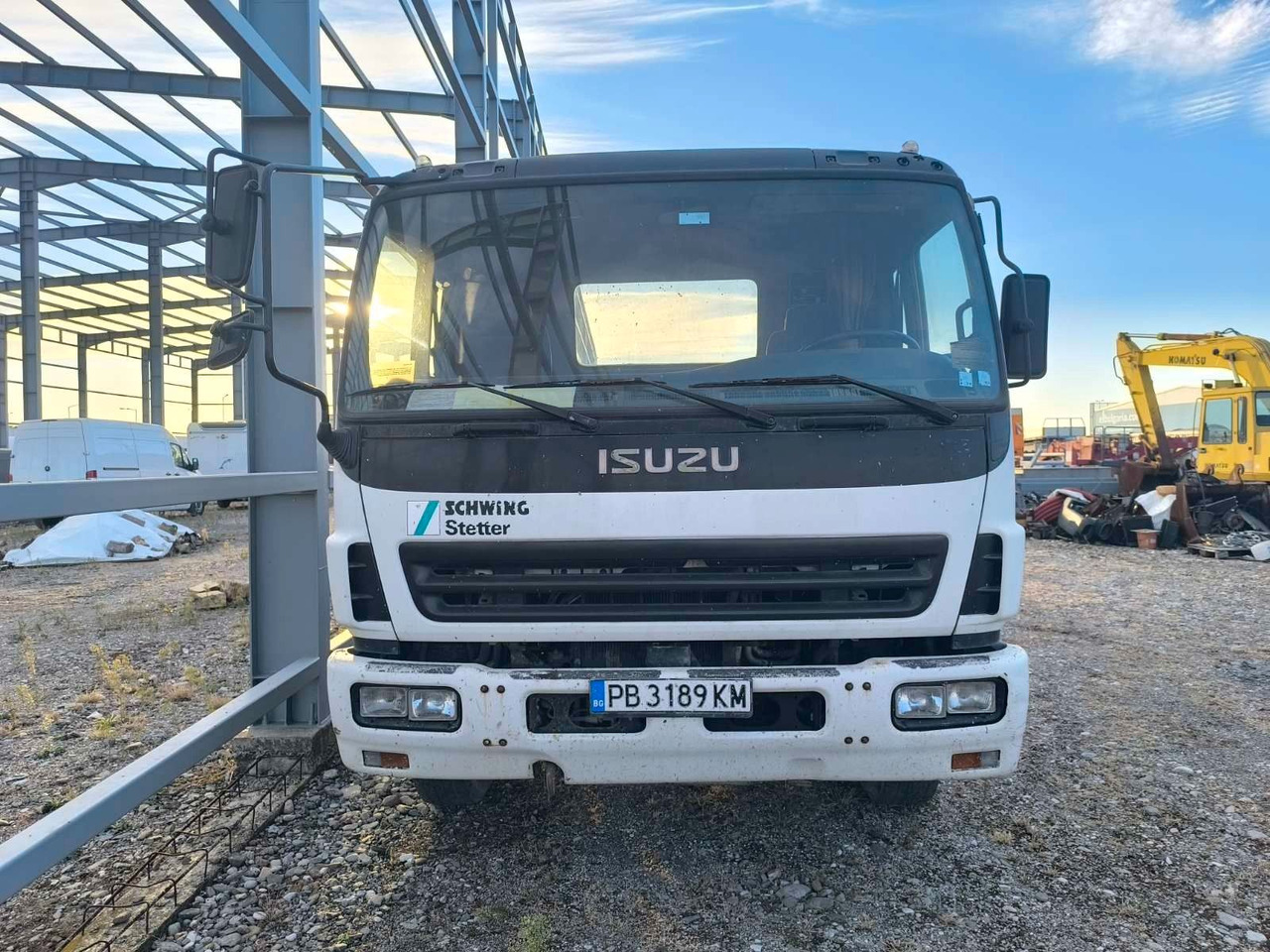 Isuzu 2.8 CXZ 81 - Cab chassis truck: picture 2 Isuzu 2.8 CXZ 81 - Cab chassis truck: picture 2