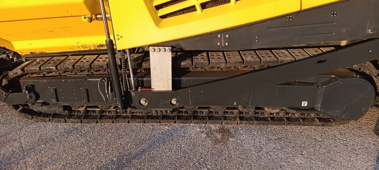Asphalt paver BOMAG IT BF 700 C-2 S500  Stage IV/Tier 4f: picture 15