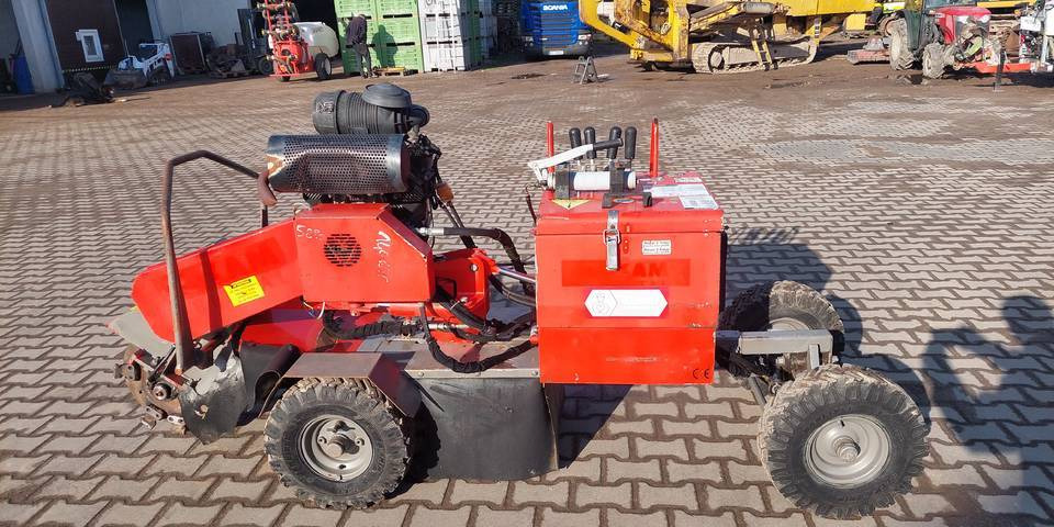 Frezarka do pni Vermeer SC252 - Stump grinder: picture 1 Frezarka do pni Vermeer SC252 - Stump grinder: picture 1