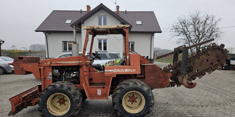 Koparka łańcuchowa Ditch Witch 7610 - Wheel excavator: picture 1 Koparka łańcuchowa Ditch Witch 7610 - Wheel excavator: picture 1