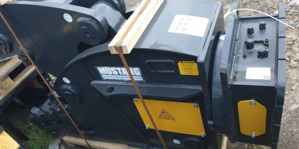 Nowa szczęka krusząca Mustang RH20 obrotowa do koparki 18-30 - Demolition shears for Construction machinery: picture 3 Nowa szczęka krusząca Mustang RH20 obrotowa do koparki 18-30 - Demolition shears for Construction machinery: picture 3