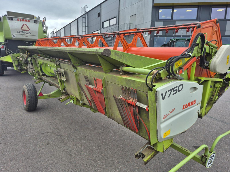 Combine harvester Claas Lexion 560 V750: picture 7