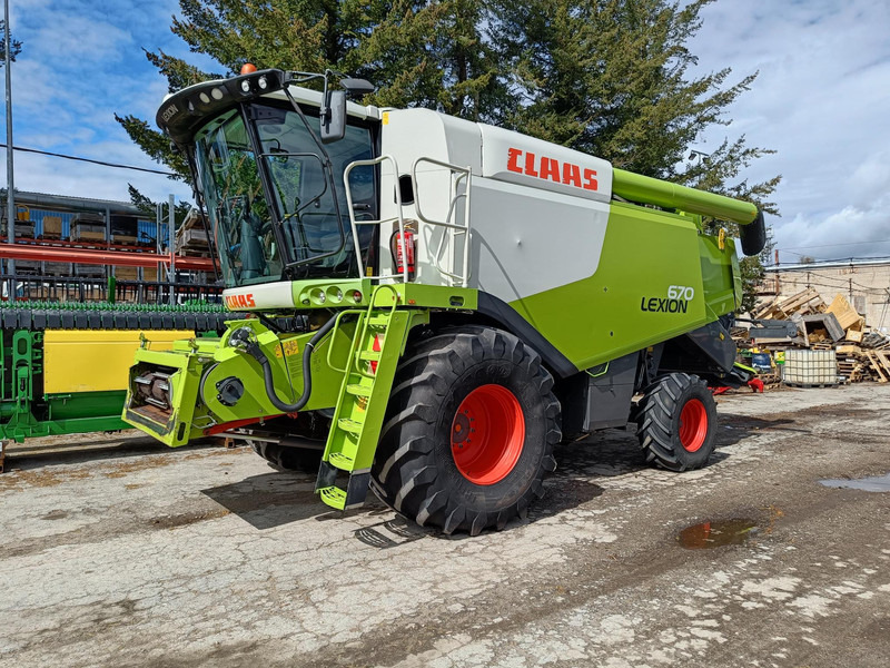 Claas Lexion 670 V750 - Combine harvester: picture 1 Claas Lexion 670 V750 - Combine harvester: picture 1