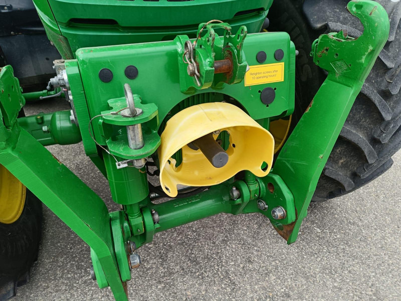 Farm tractor John Deere 6195M: picture 9