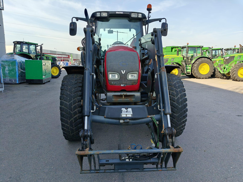 Farm tractor Valtra N101: picture 8