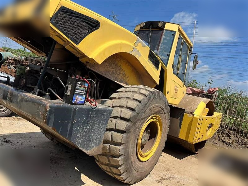 BOMAG BW226DH-4 - Roller: picture 4 BOMAG BW226DH-4 - Roller: picture 4