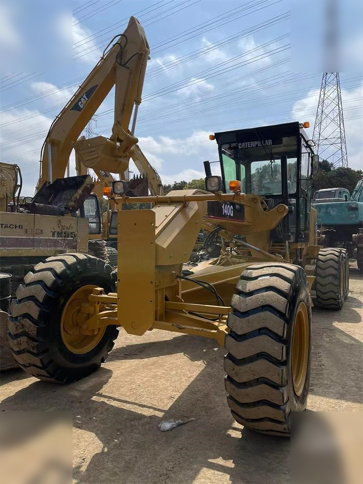 Grader CATERPILLAR 140G: picture 6