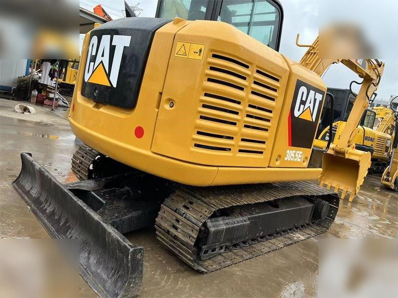 CATERPILLAR 305.5E2 - Mini excavator: picture 2 CATERPILLAR 305.5E2 - Mini excavator: picture 2