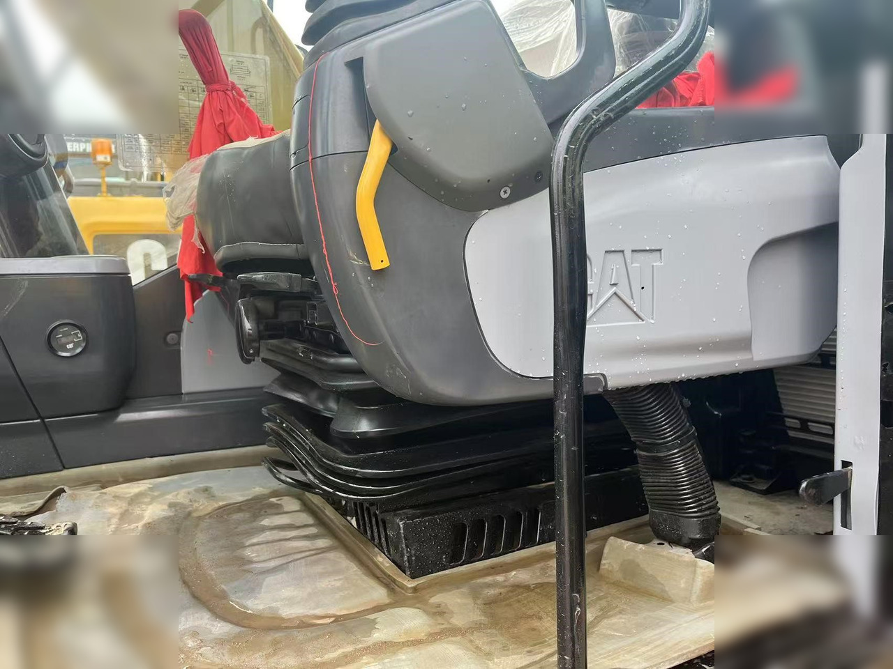 Crawler excavator CATERPILLAR 312D2 GC: picture 6