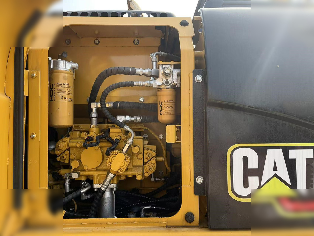 CATERPILLAR 312D2 GC - Crawler excavator: picture 5 CATERPILLAR 312D2 GC - Crawler excavator: picture 5