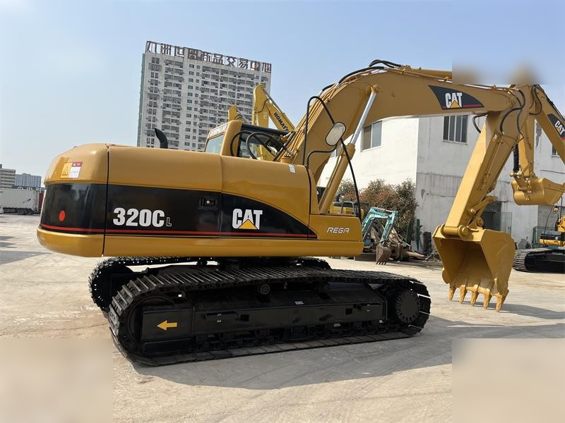 CATERPILLAR 320C - Crawler excavator: picture 1 CATERPILLAR 320C - Crawler excavator: picture 1