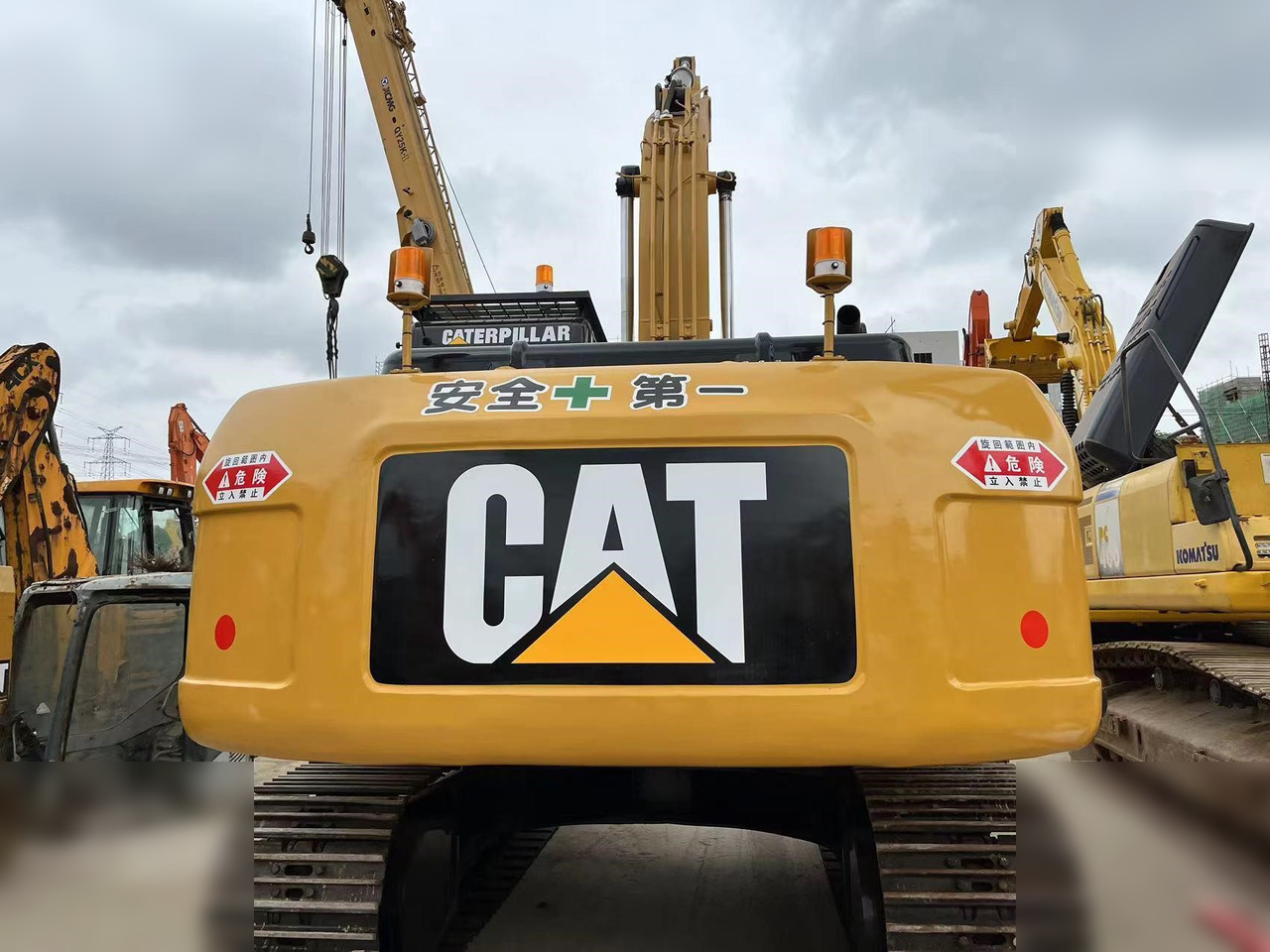 CATERPILLAR 320D - Crawler excavator: picture 2 CATERPILLAR 320D - Crawler excavator: picture 2