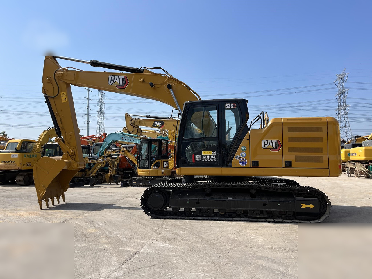 CATERPILLAR 323 - Crawler excavator: picture 2 CATERPILLAR 323 - Crawler excavator: picture 2