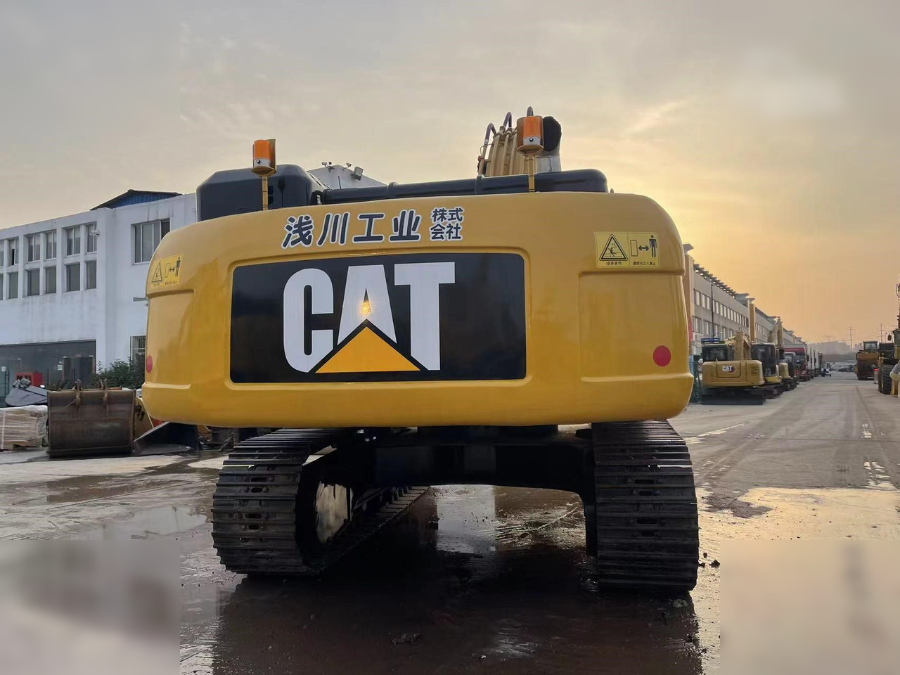 CATERPILLAR 330D - Crawler excavator: picture 3 CATERPILLAR 330D - Crawler excavator: picture 3