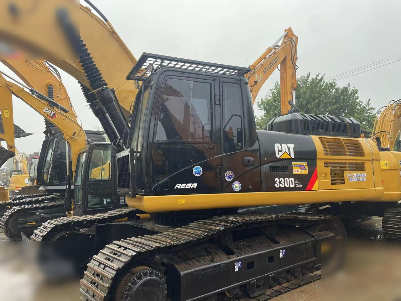 CATERPILLAR 330D2 - Crawler excavator: picture 3 CATERPILLAR 330D2 - Crawler excavator: picture 3