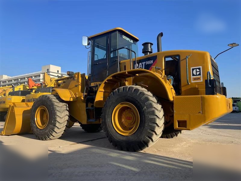 Wheel loader CATERPILLAR 966H: picture 6