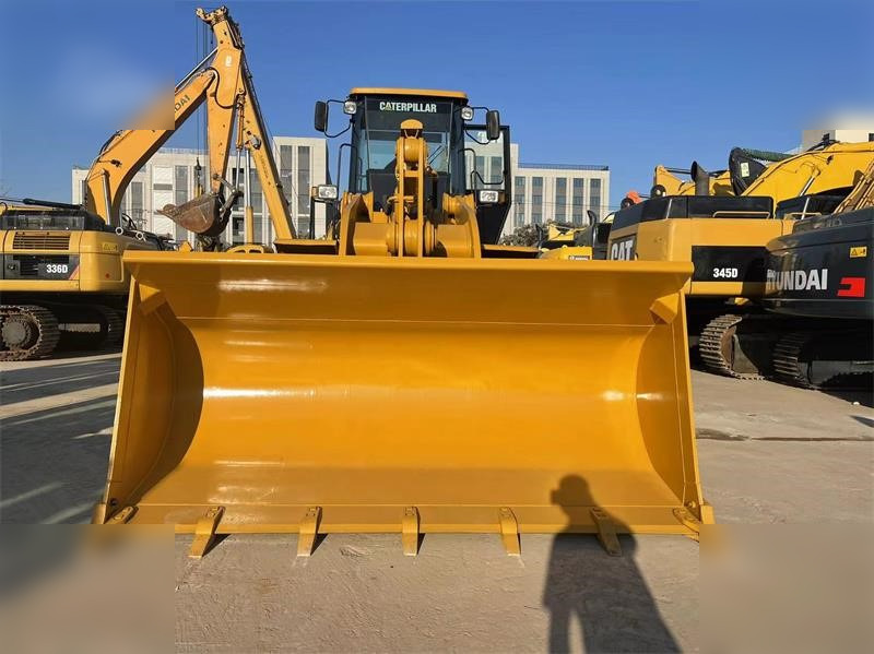 Wheel loader CATERPILLAR 966H: picture 7