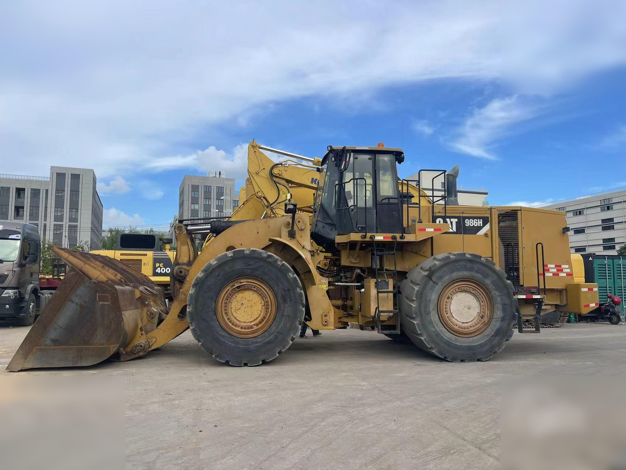 CATERPILLAR 986H - Wheel loader: picture 1 CATERPILLAR 986H - Wheel loader: picture 1