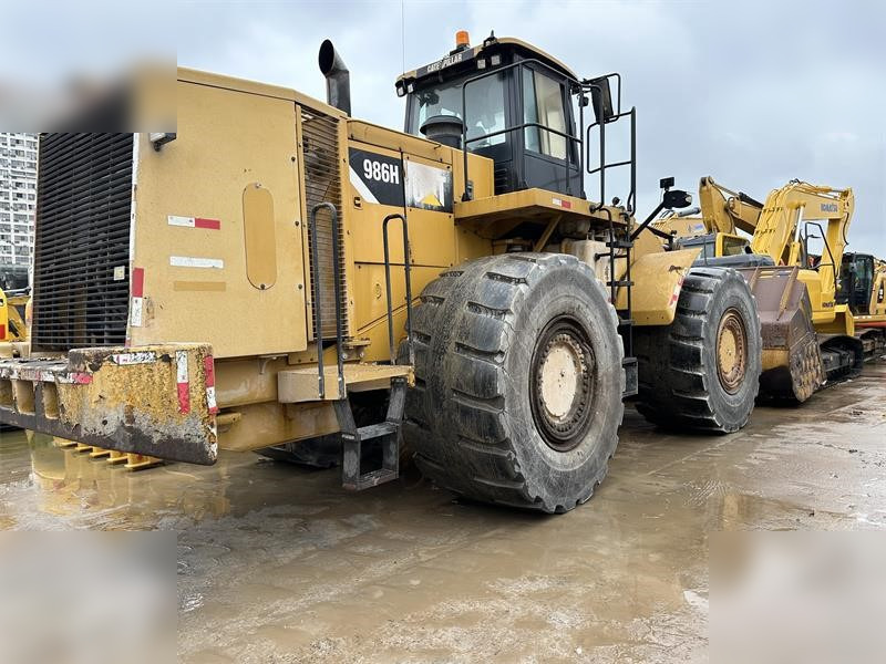 CATERPILLAR 986H - Wheel loader: picture 1 CATERPILLAR 986H - Wheel loader: picture 1