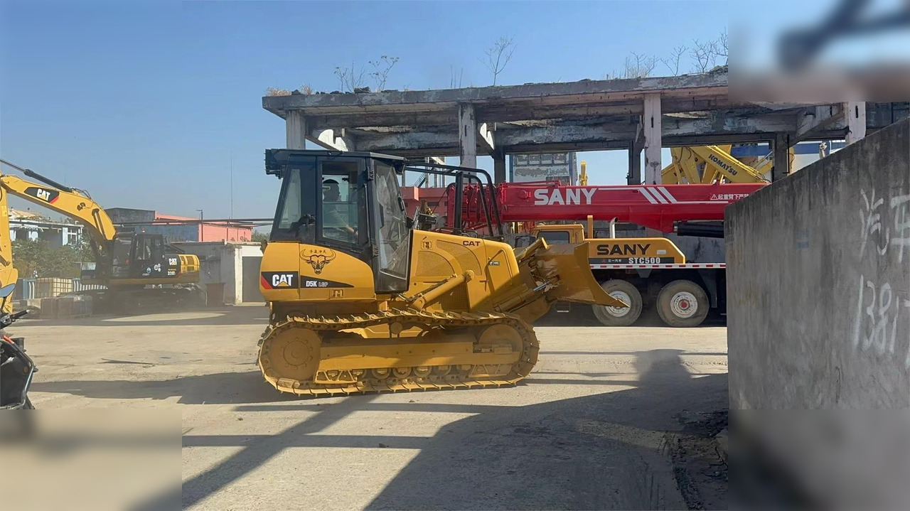 CATERPILLAR D5K LGP - Bulldozer: picture 1 CATERPILLAR D5K LGP - Bulldozer: picture 1