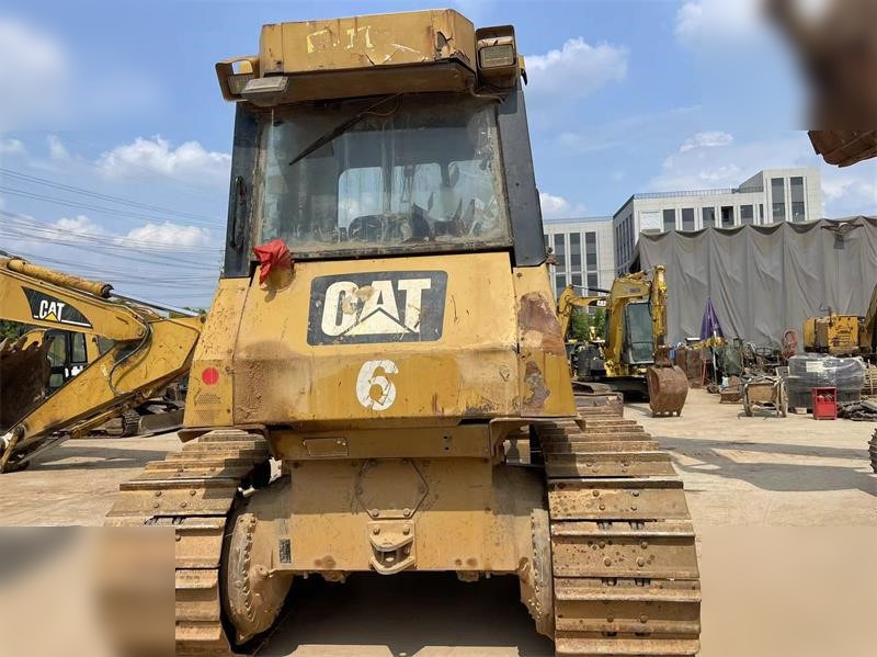 CATERPILLAR D6G LGP - Bulldozer: picture 3 CATERPILLAR D6G LGP - Bulldozer: picture 3