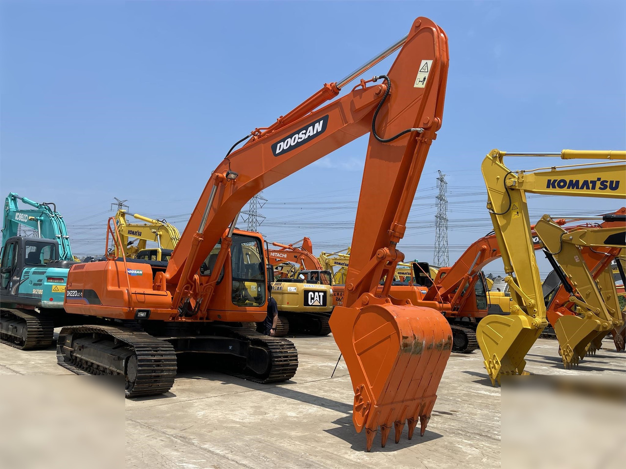 DOOSAN DH220 LC-7 - Crawler excavator: picture 5 DOOSAN DH220 LC-7 - Crawler excavator: picture 5