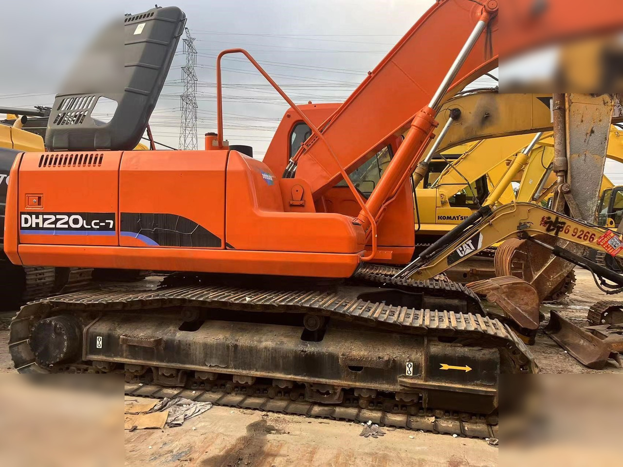DOOSAN DH220 LC-7 - Crawler excavator: picture 4 DOOSAN DH220 LC-7 - Crawler excavator: picture 4