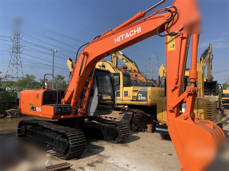 HITACHI EX100-5 - Crawler excavator: picture 1 HITACHI EX100-5 - Crawler excavator: picture 1