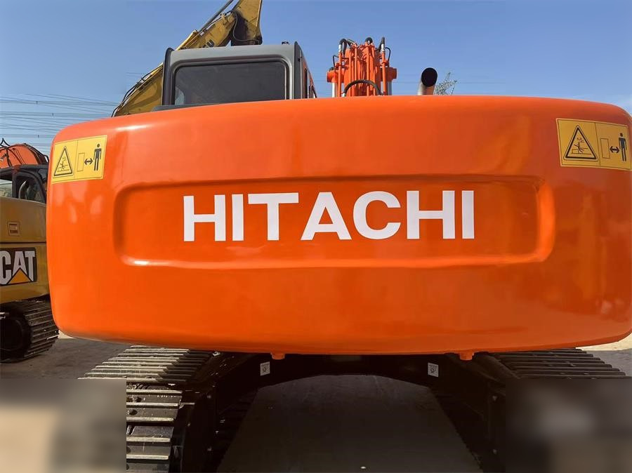 HITACHI EX120-5 - Crawler excavator: picture 4 HITACHI EX120-5 - Crawler excavator: picture 4