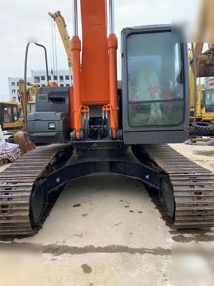 Crawler excavator HITACHI ZX240-3: picture 8