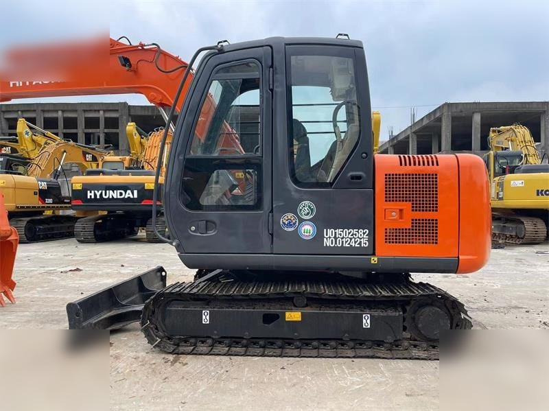 HITACHI ZX60 - Crawler excavator: picture 4 HITACHI ZX60 - Crawler excavator: picture 4