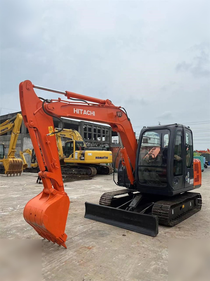 HITACHI ZX60 - Crawler excavator: picture 5 HITACHI ZX60 - Crawler excavator: picture 5